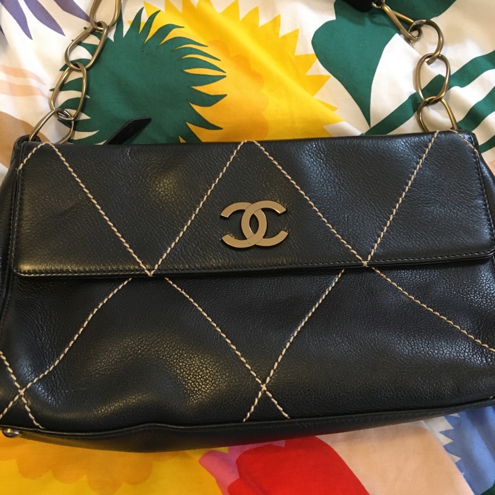 Chanel shoulder bag